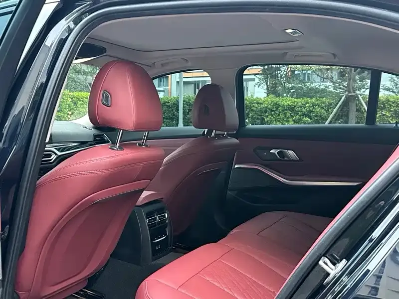 BMW 3 Series 2024 из CN, фото 5