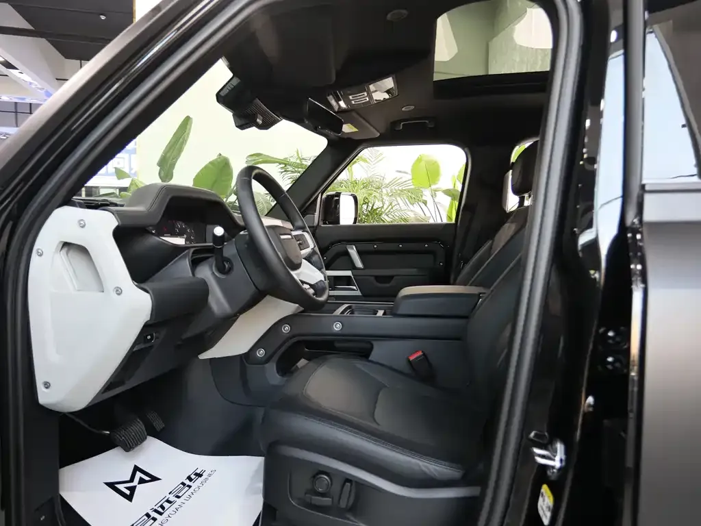 Land Rover Defender 2024 из CN, фото 7