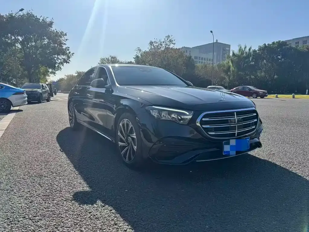 Mercedes-Benz E-Class 2024 из CN, фото 3