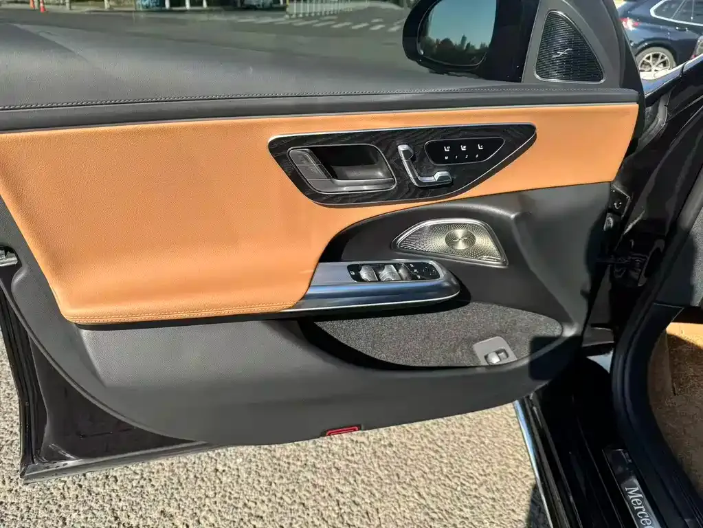 Mercedes-Benz E-Class 2024 из CN, фото 4