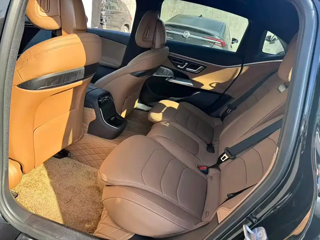 Mercedes-Benz E-Class 2024 из CN, фото 7