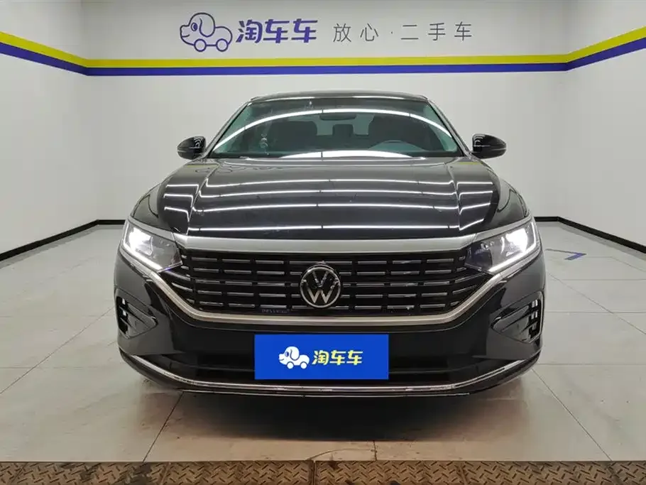 Volkswagen Passat 2023 из CN, фото 2