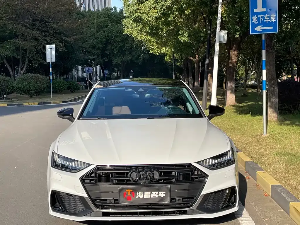 Audi A7 2022 из CN, фото 2