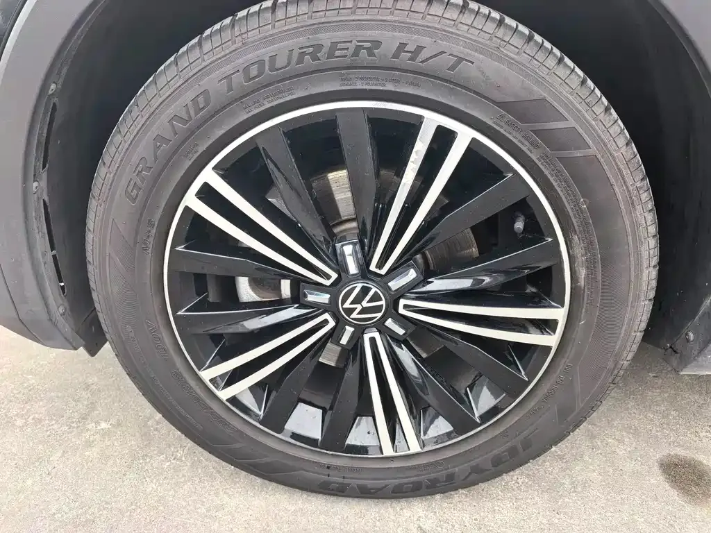 Volkswagen Tiguan L 2021 из CN, фото 10