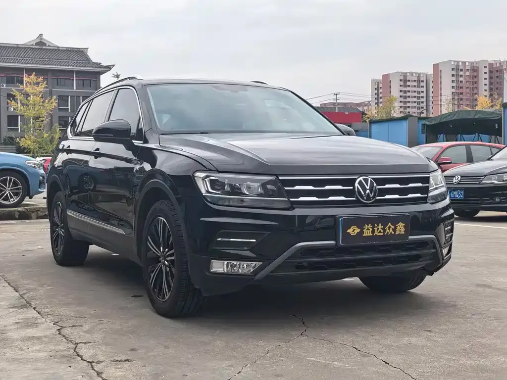 Volkswagen Tiguan L 2021 из CN, фото 3