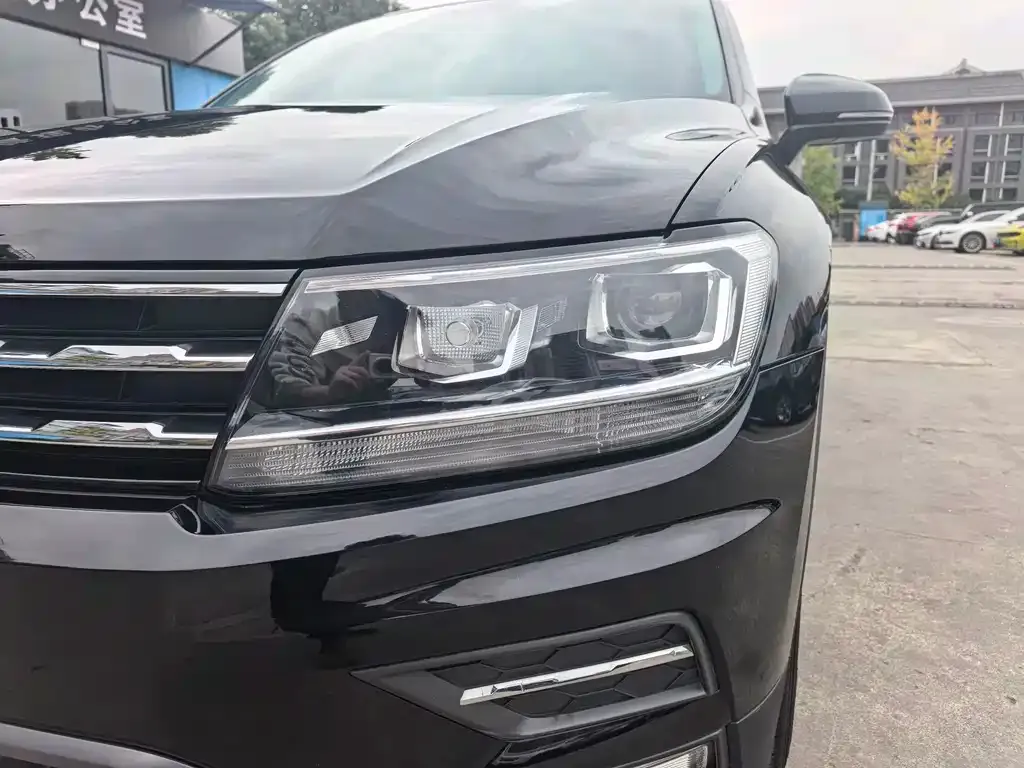 Volkswagen Tiguan L 2021 из CN, фото 9