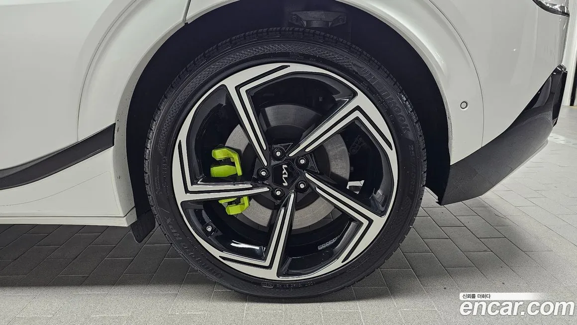Kia EV6 2023 из KR, фото 5