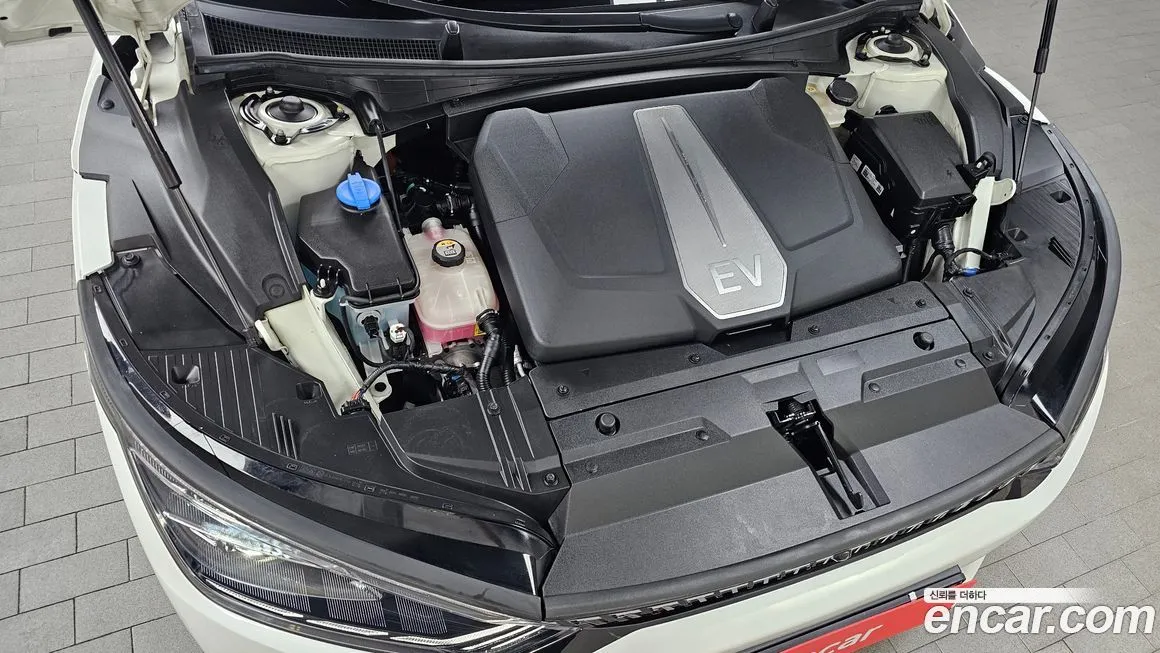 Kia EV6 2023 из KR, фото 6