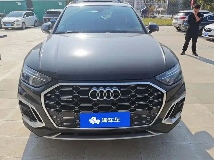 Audi Q5L 2022 из CN, фото 2