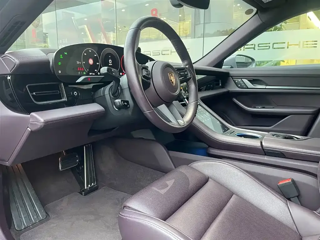 Porsche Taycan 2025 из CN, фото 10