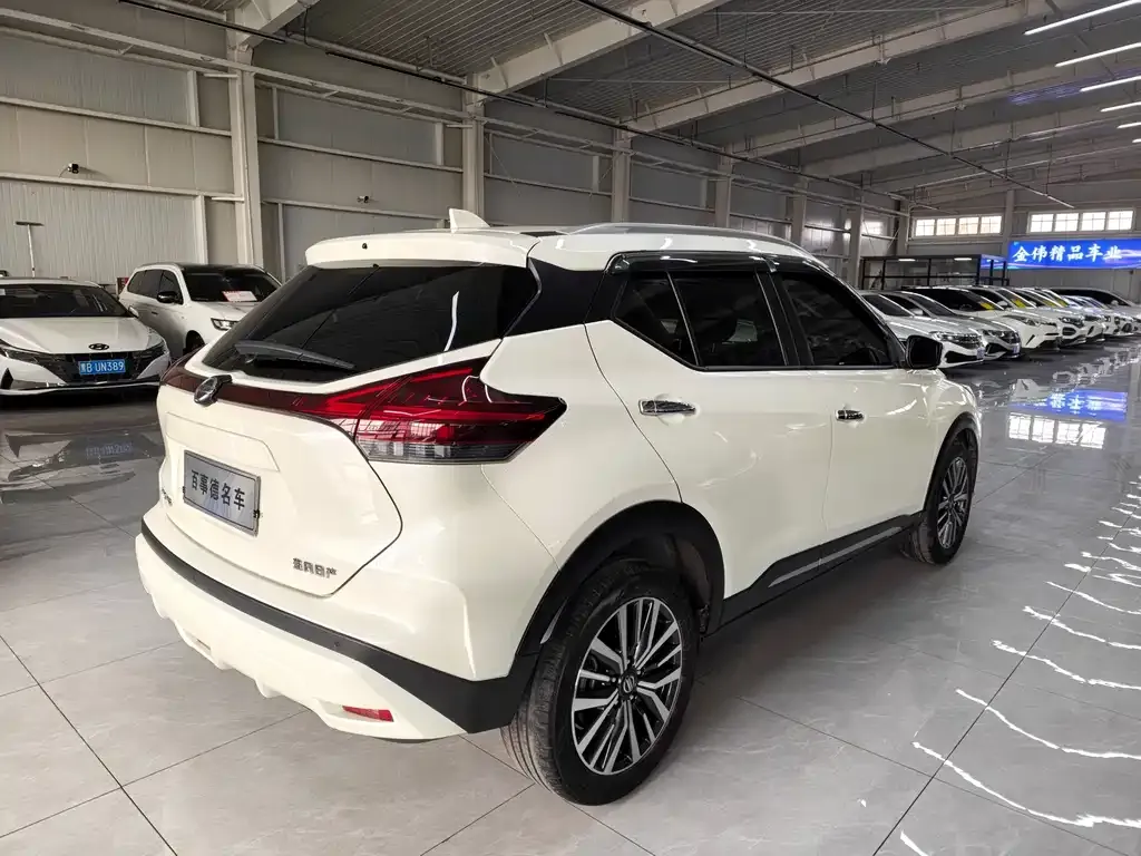 Nissan Kicks — фото 7