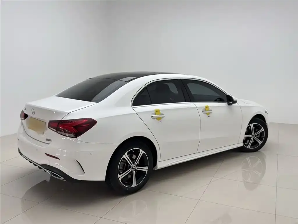 Mercedes-Benz A-Class 2023 из CN, фото 6