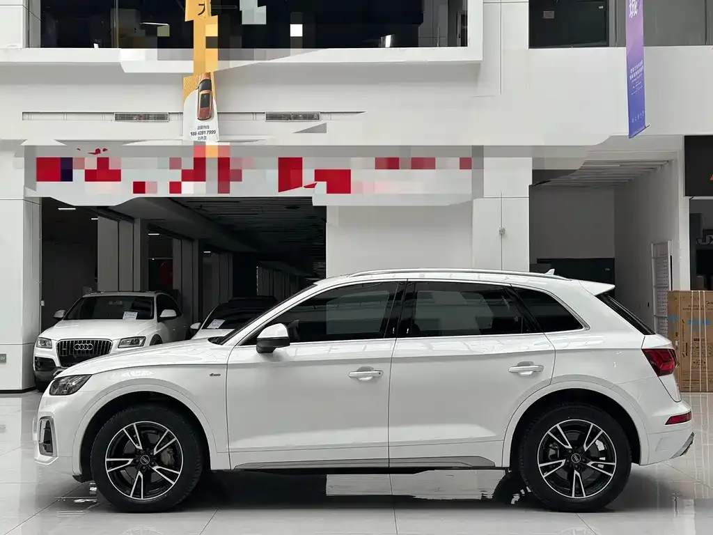 Audi Q5L 2022 из CN, фото 8