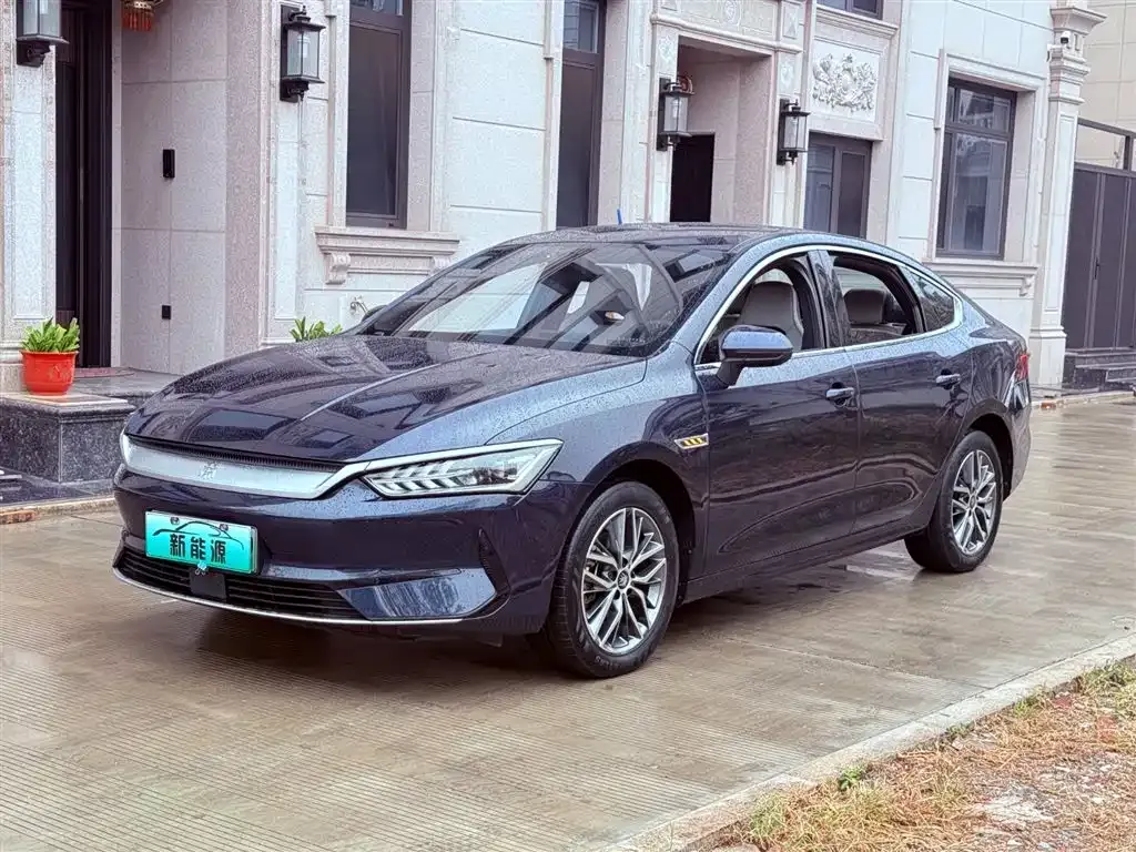 BYD Qin PLUS 2023 из CN, фото 1