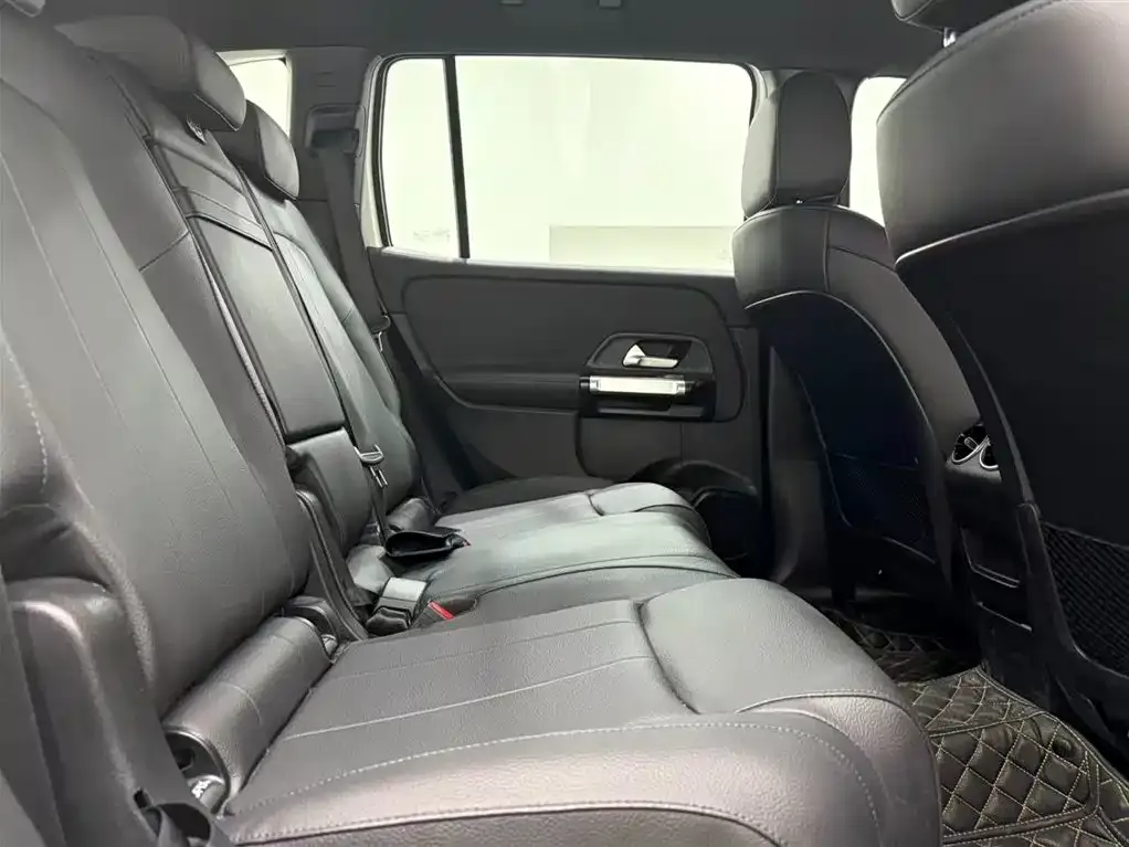 Mercedes-Benz GLB 2023 из CN, фото 7