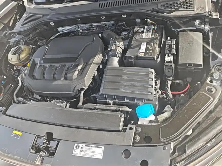 Volkswagen Passat 2023 из CN, фото 10