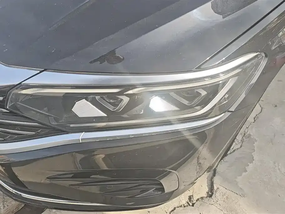 Volkswagen Passat 2023 из CN, фото 5