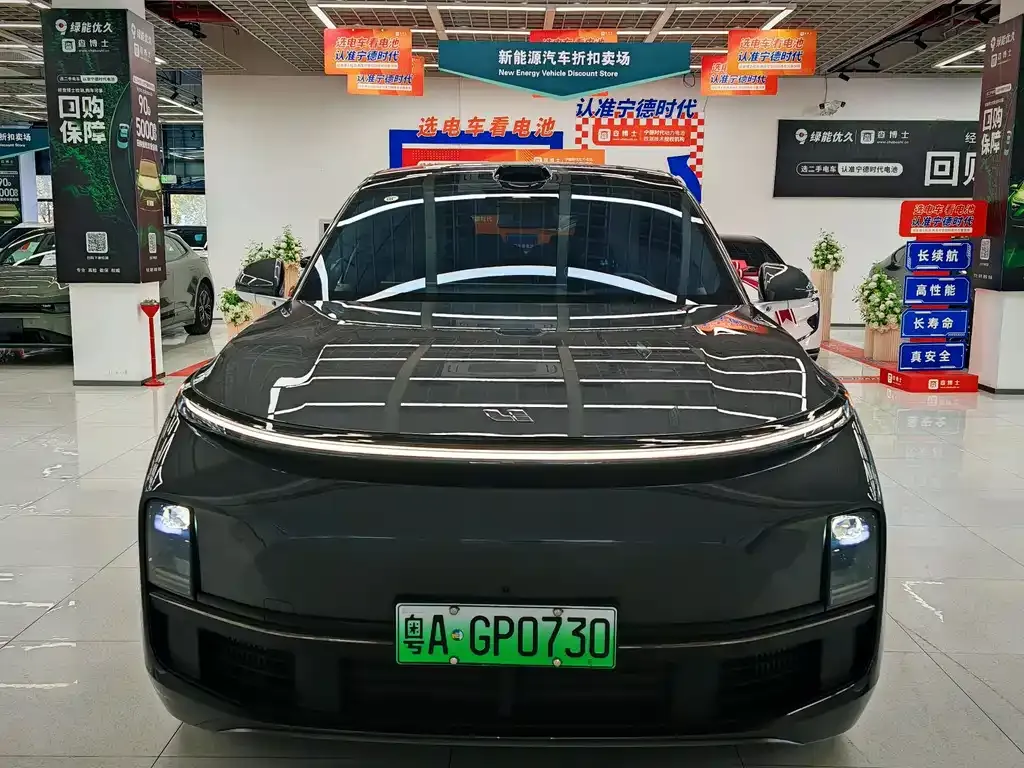 Li Auto L8 2024 из CN, фото 2