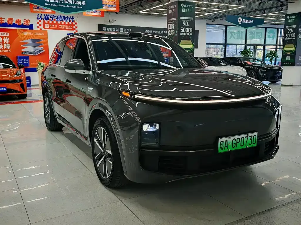 Li Auto L8 2024 из CN, фото 3