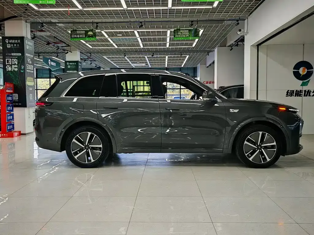 Li Auto L8 2024 из CN, фото 4