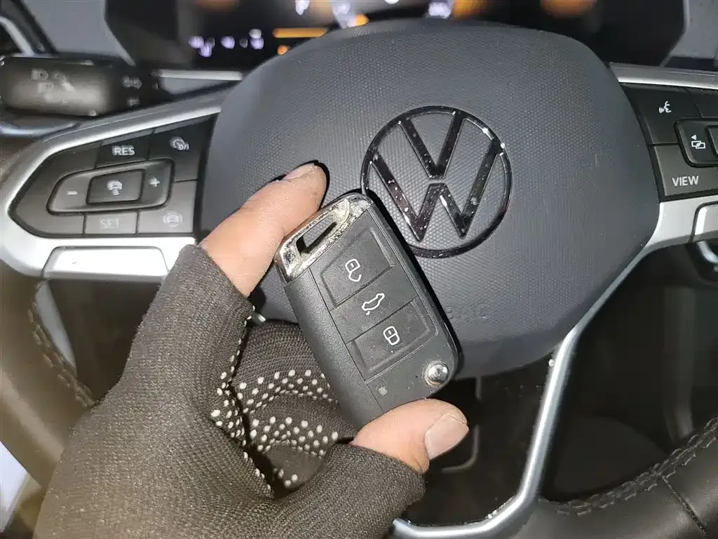 Volkswagen Lavida 2023 из CN, фото 9
