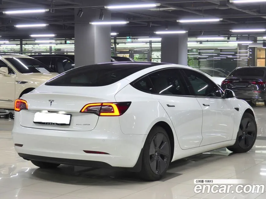 Tesla Model 3 2021 из KR, фото 3