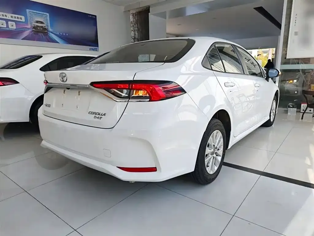 Toyota Corolla 2024 из CN, фото 7