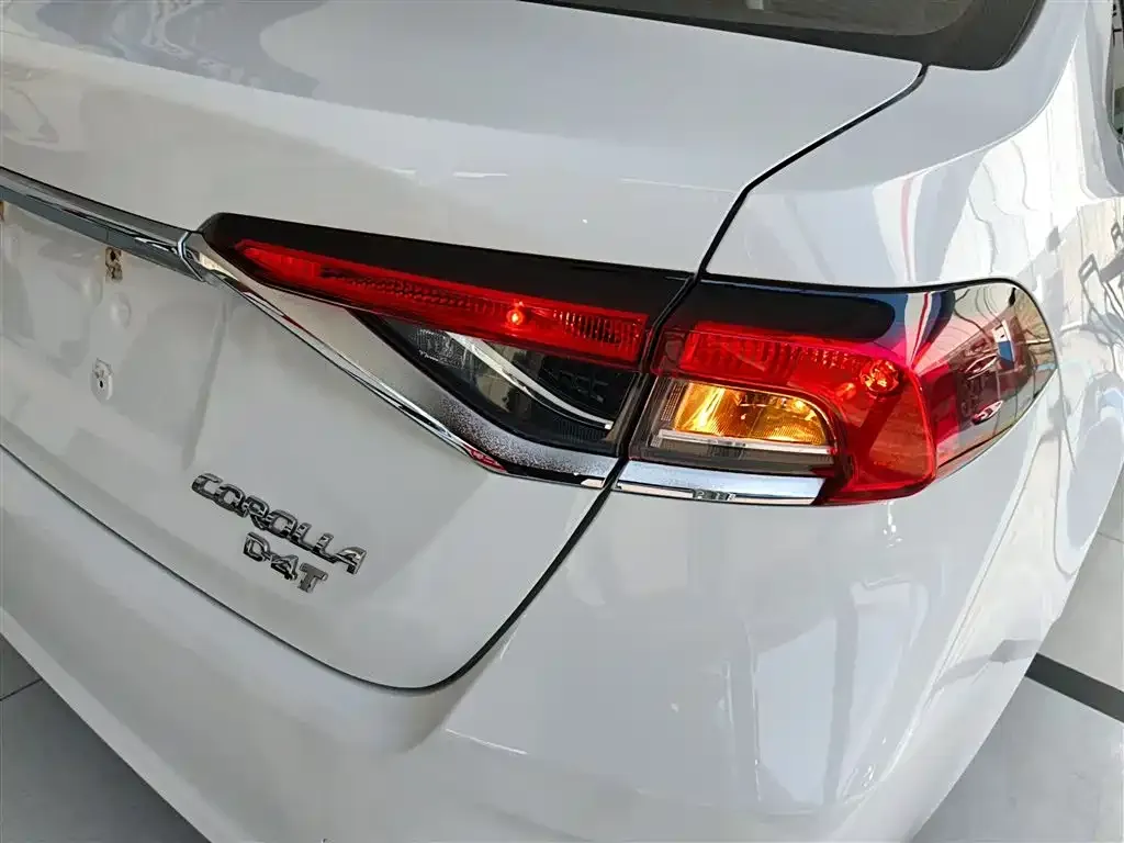 Toyota Corolla 2024 из CN, фото 8
