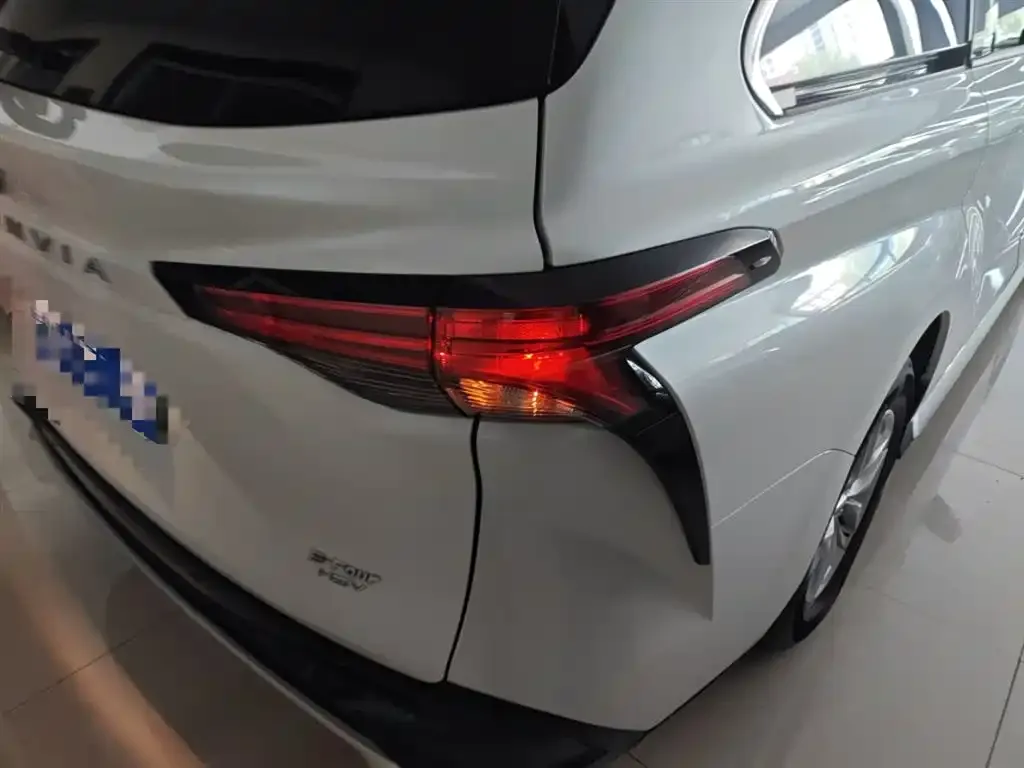 Toyota Granvia 2025 из CN, фото 8