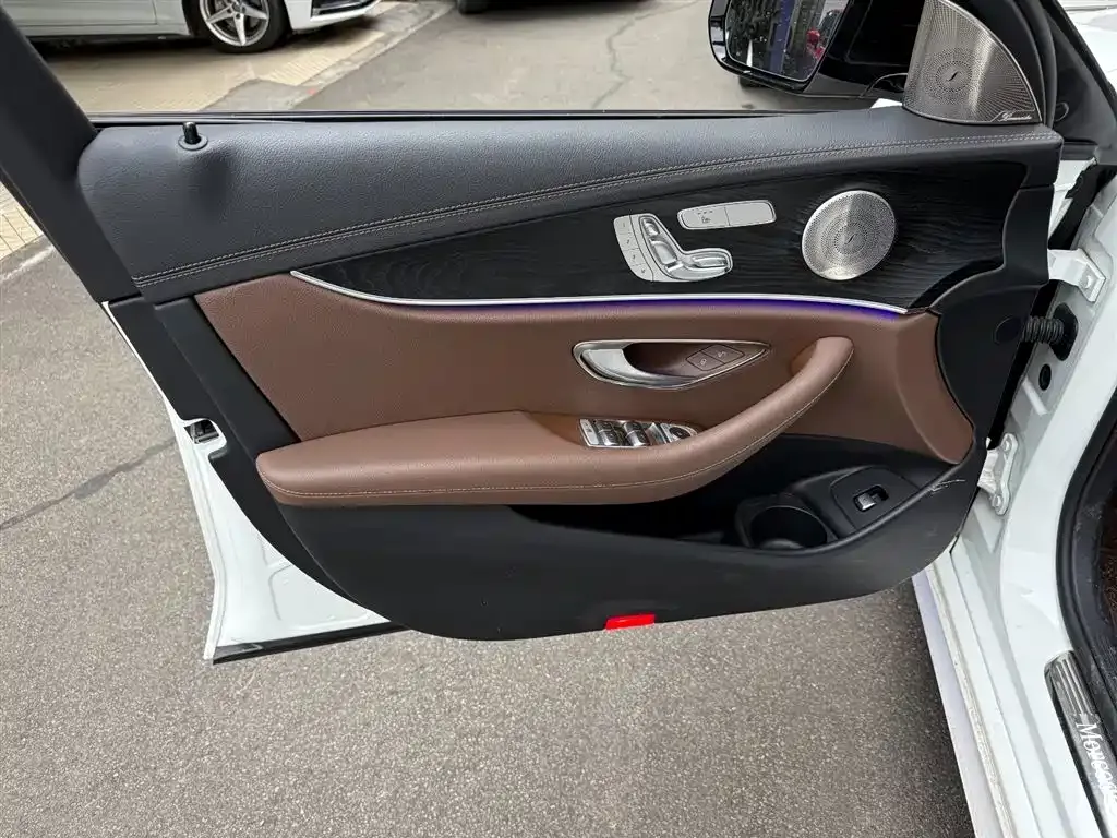 Mercedes-Benz E-Class (Import) 2022 из CN, фото 6