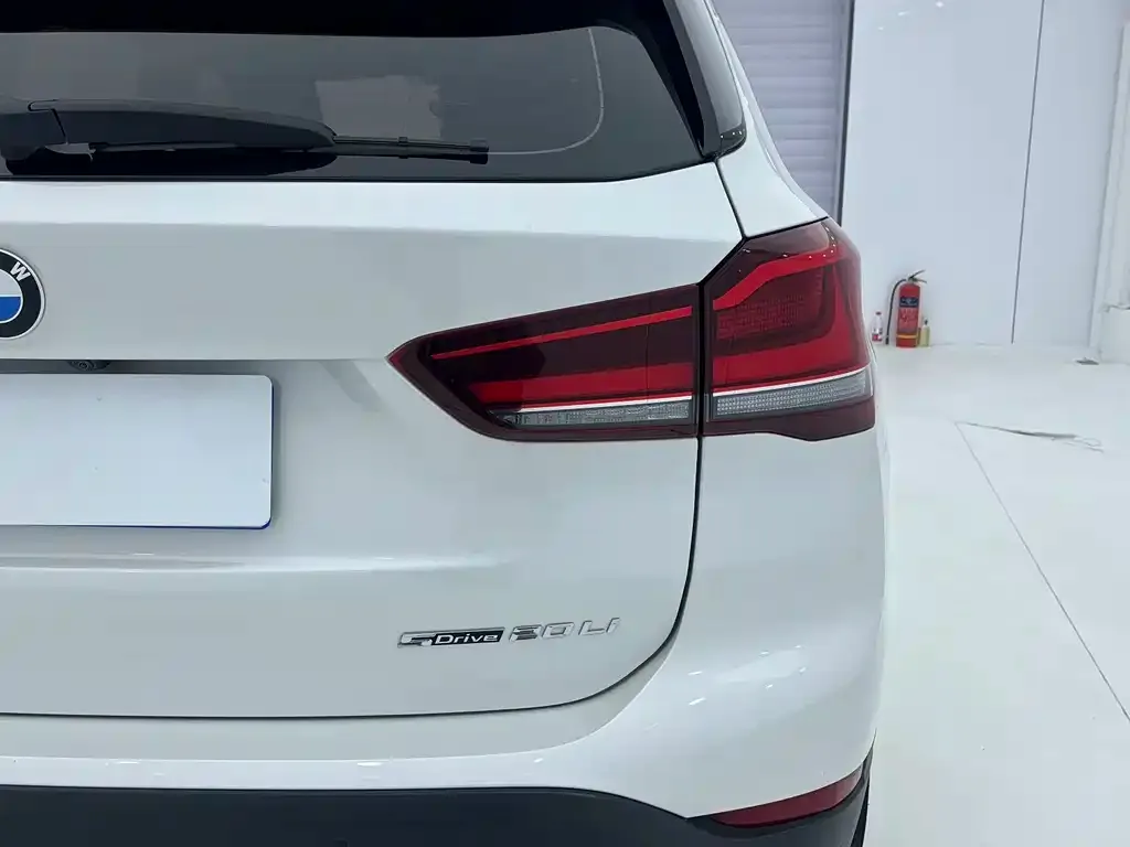 BMW X1 2021 из CN, фото 7