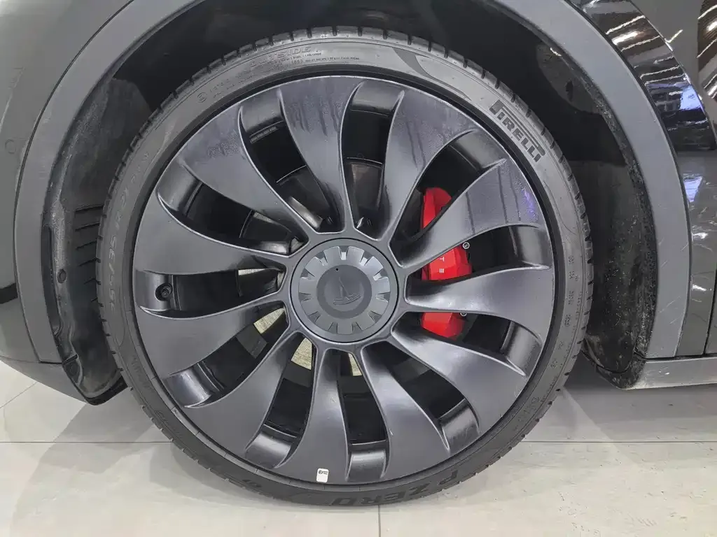 Tesla Model Y 2023 из CN, фото 9