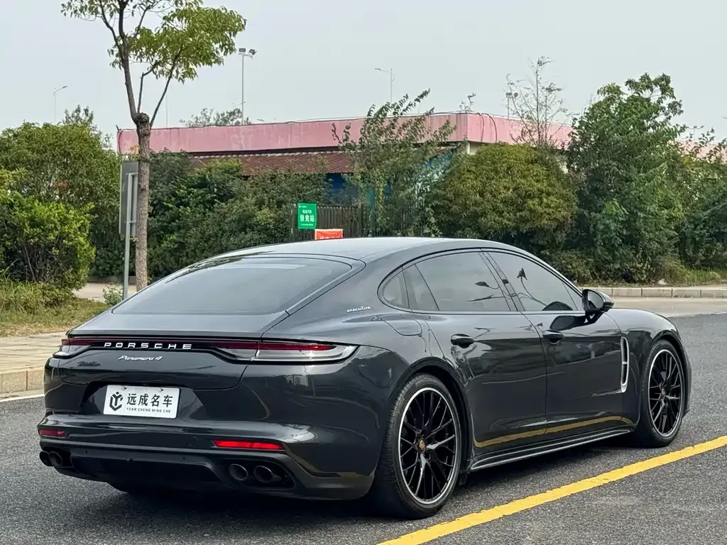 Porsche Panamera 2022 из CN, фото 5