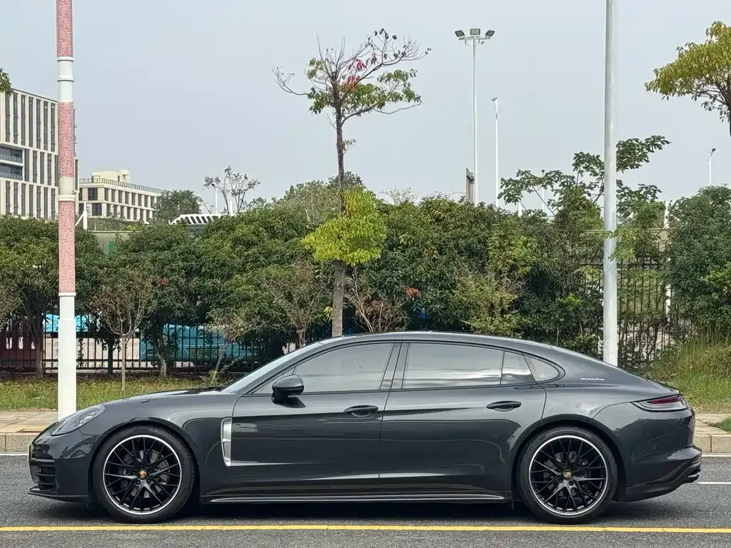 Porsche Panamera 2022 из CN, фото 8