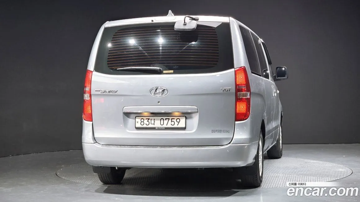 Hyundai Starex — фото 4