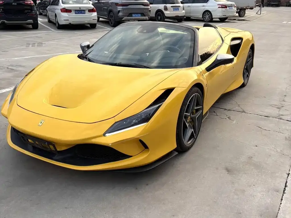 Ferrari F8 — фото 1