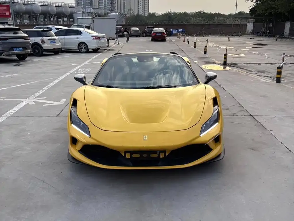 Ferrari F8 — фото 2