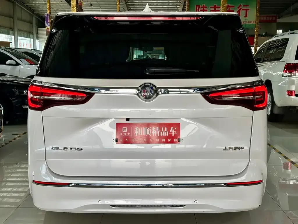 Buick GL8 2023 из CN, фото 4