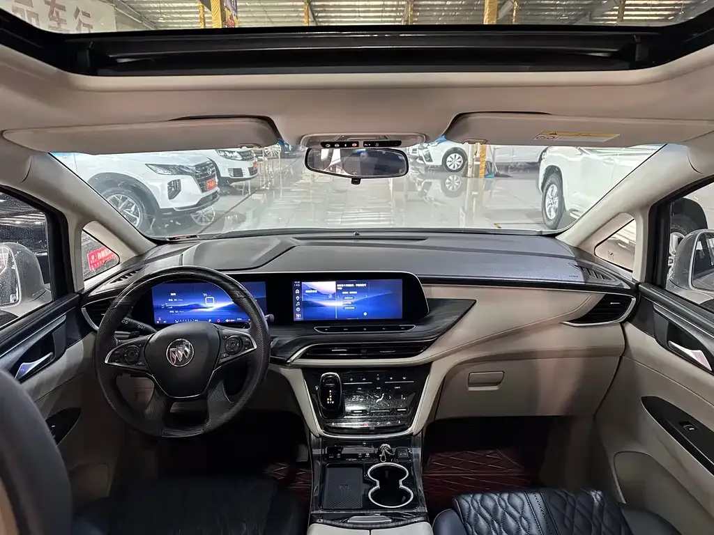 Buick GL8 2023 из CN, фото 7