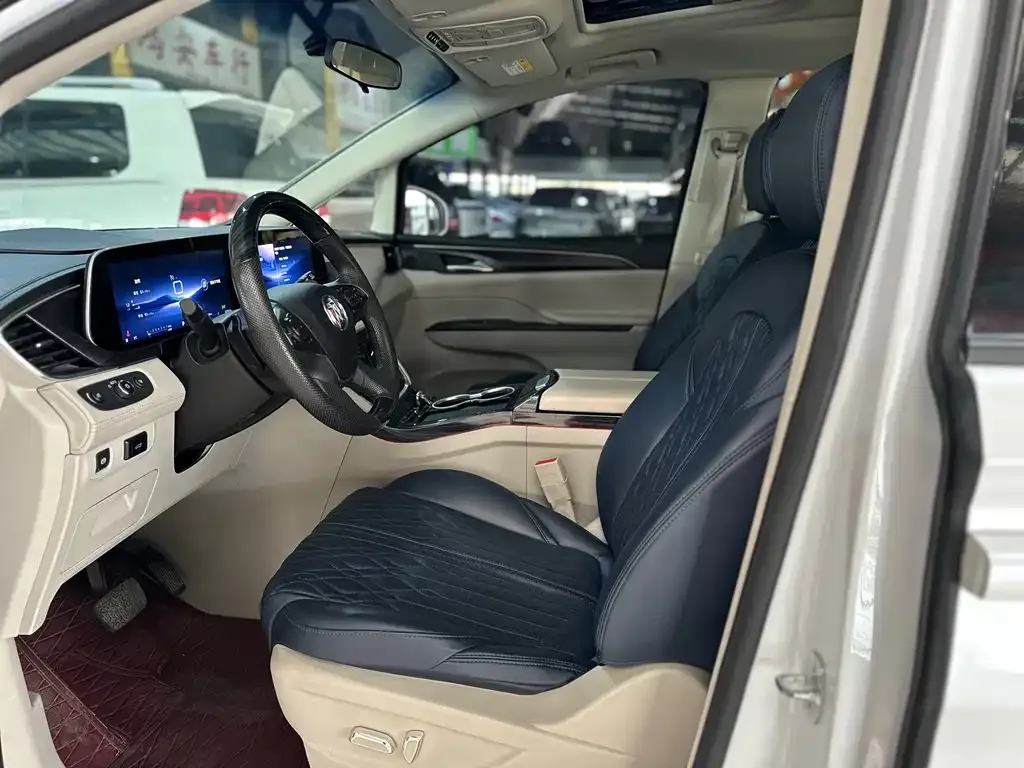 Buick GL8 2023 из CN, фото 8