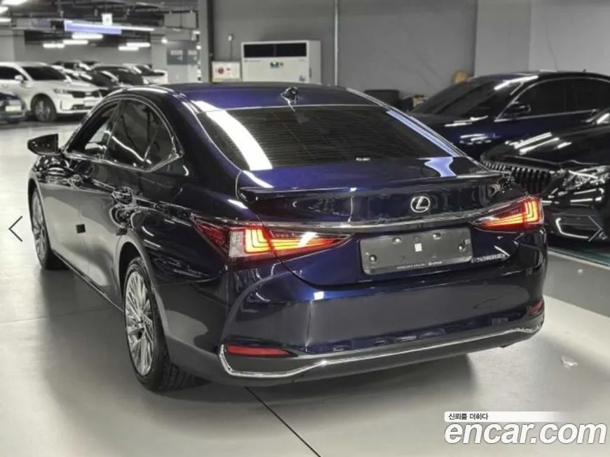Lexus ES 2023 из KR, фото 4