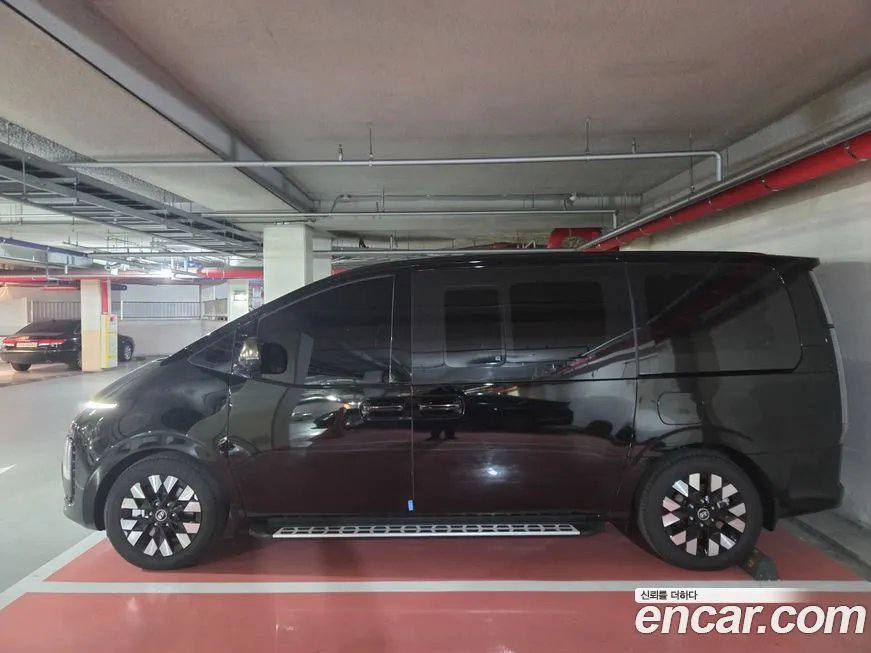 Hyundai Staria — фото 3