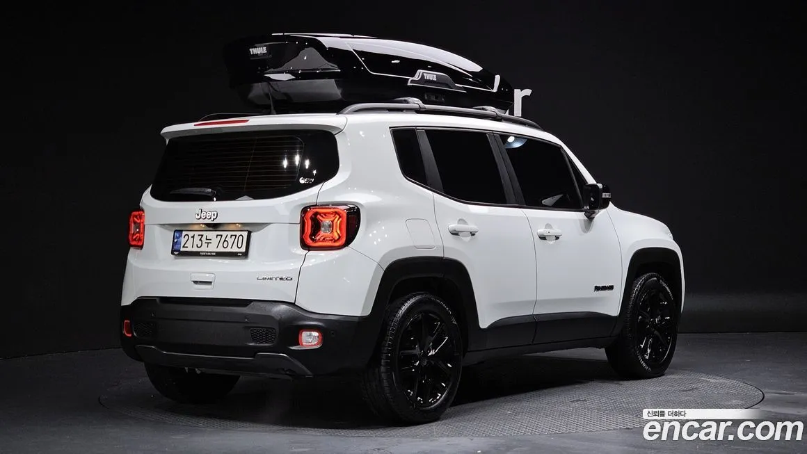 Jeep Renegade — фото 2