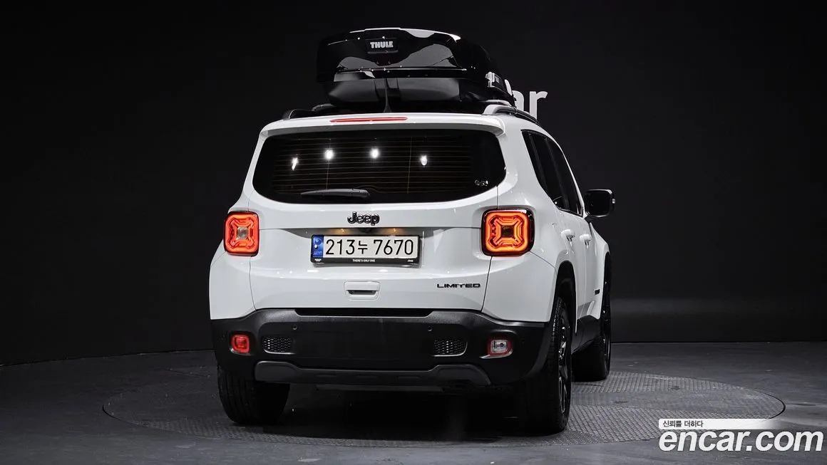 Jeep Renegade — фото 4