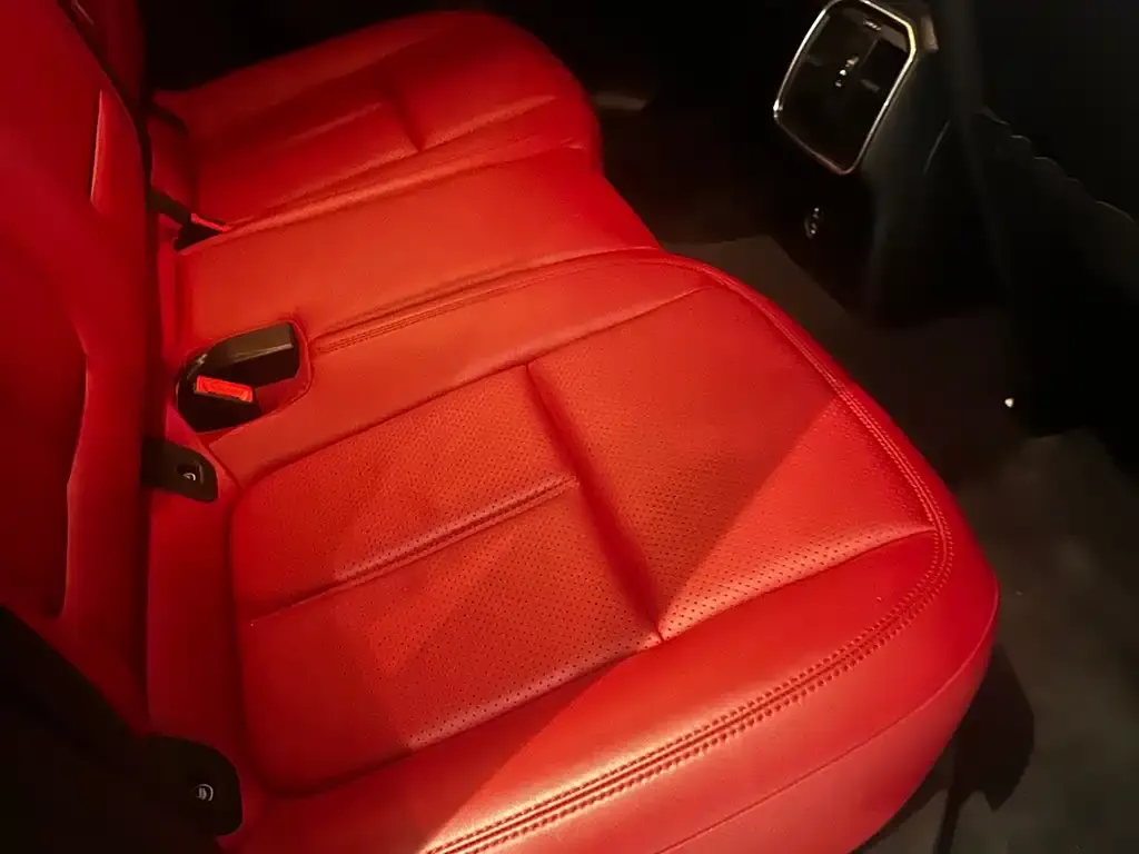 Porsche Macan 2021 из CN, фото 10