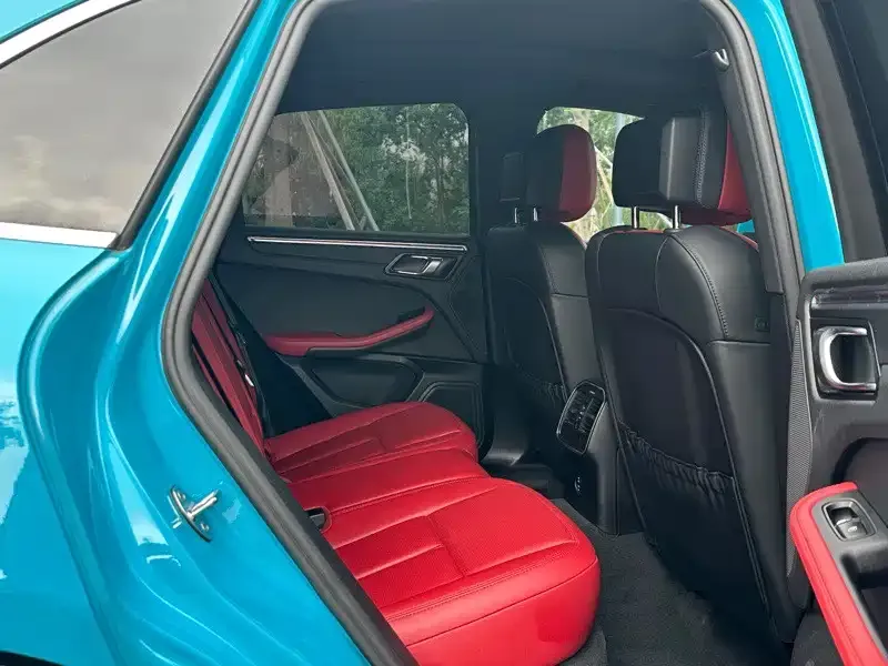 Porsche Macan 2021 из CN, фото 8