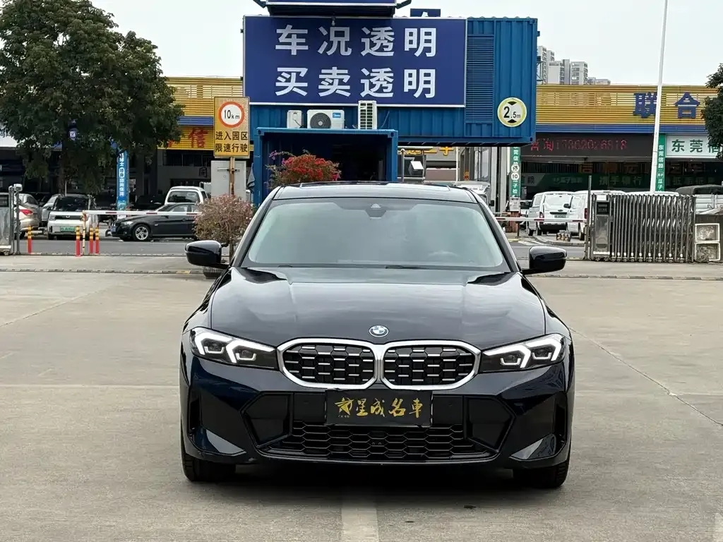 BMW 3 Series 2025 из CN, фото 2