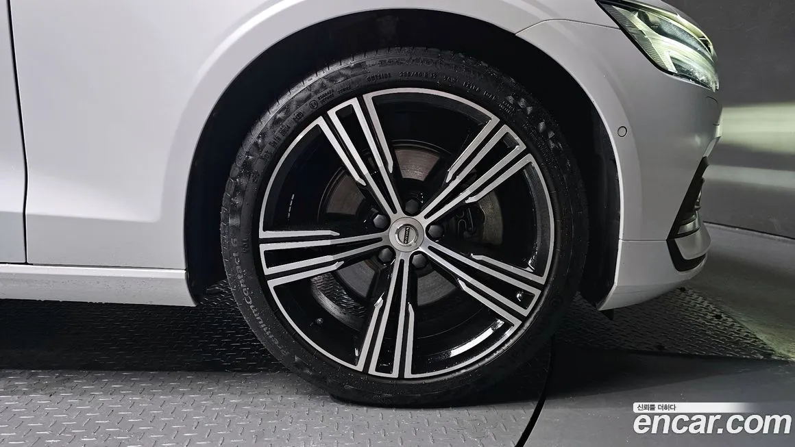 Volvo S60 2021 из KR, фото 5