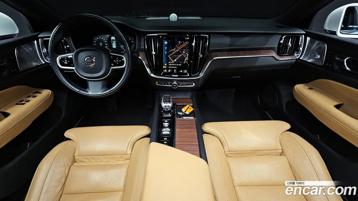 Volvo S60 2021 из KR, фото 7