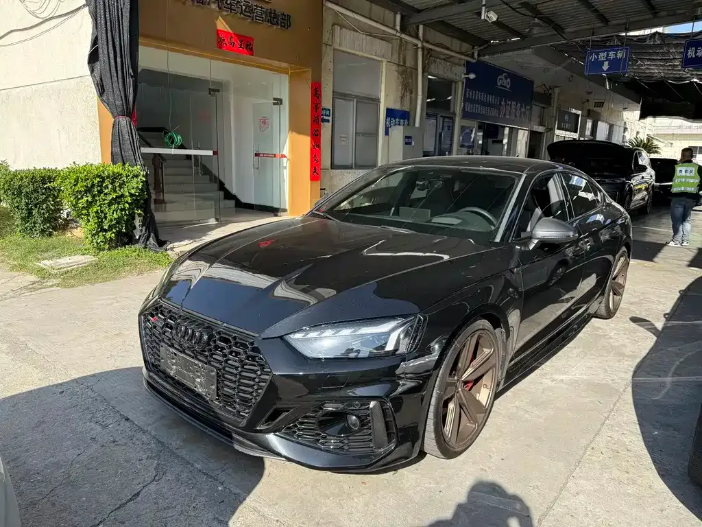 Audi RS 5 2024 из CN, фото 1